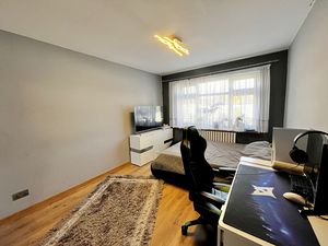 Photo 7- click for photo gallery